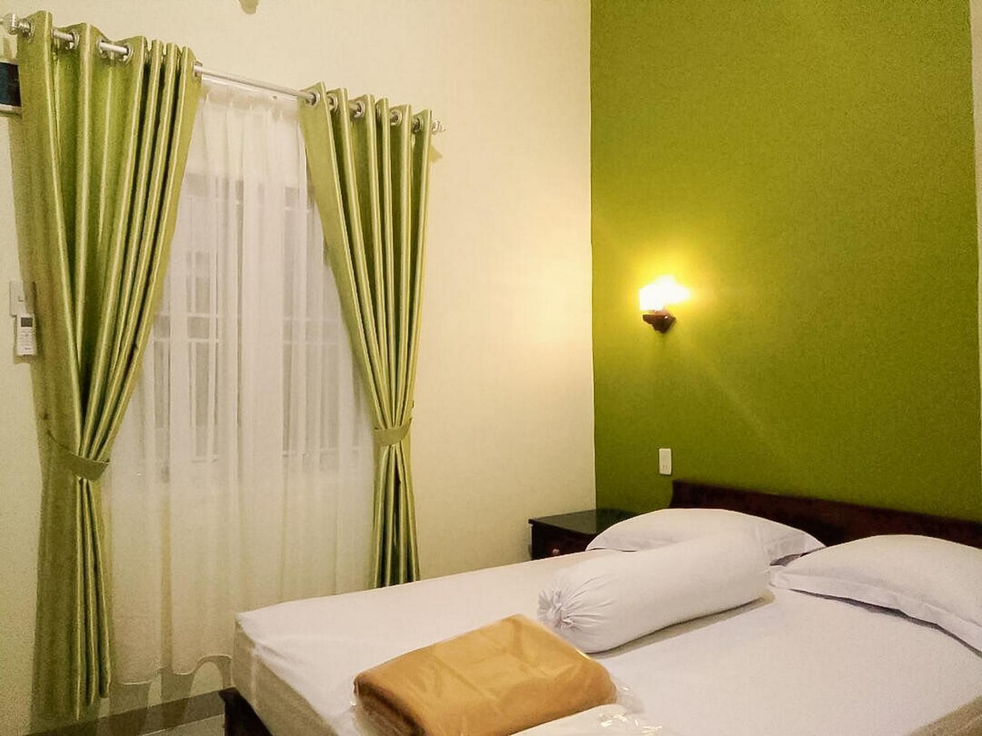 מלון Halangan Reddoorz Near Pantai Pandan Sibolga 2 מראה חיצוני תמונה